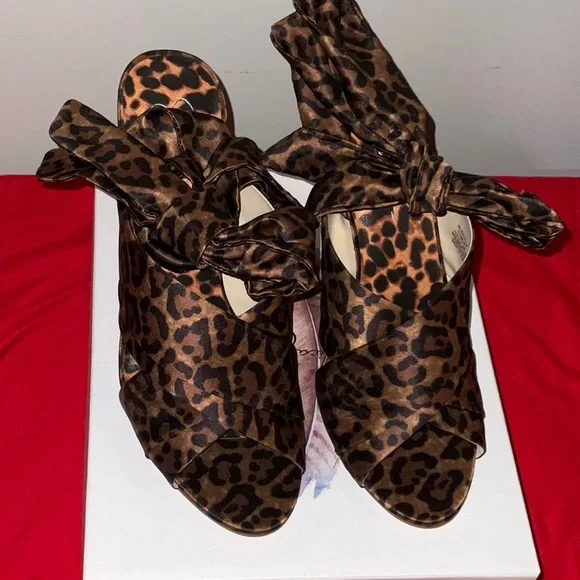 Jessica Simpson Jestella Dress Sandals - Picture 3 of 6